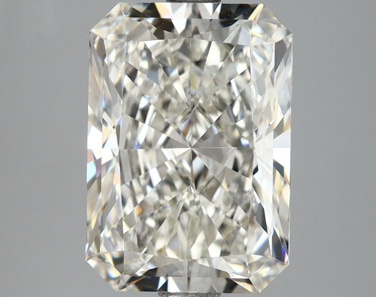 4.08 Carat G VVS2 Radiant Cut Diamond - - IGI Certified 638490869