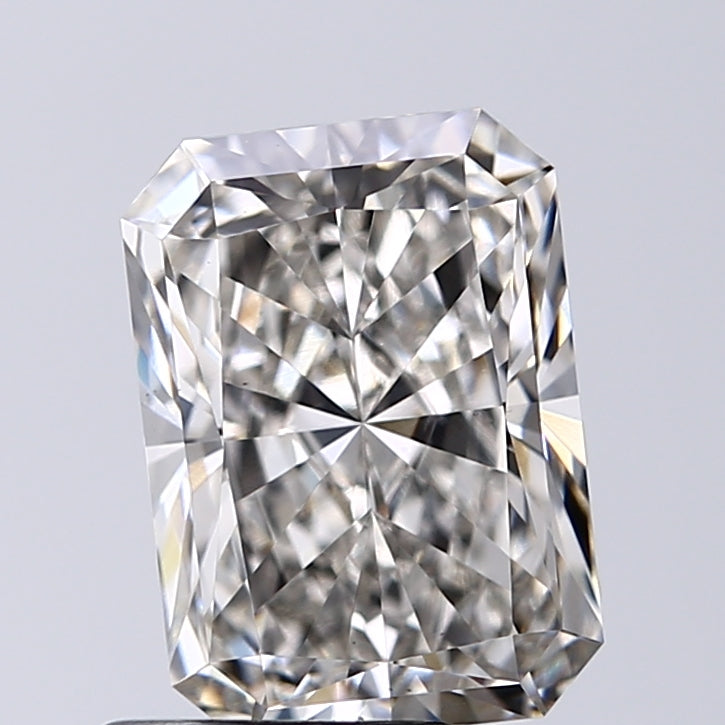 2.55 Carat G VS1 Radiant Cut Diamond -  - IGI Certified 620470317
